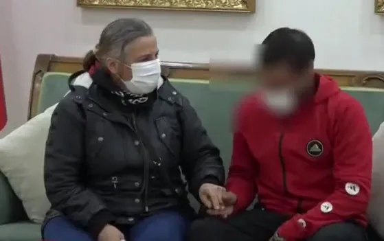 HDP önündeki evlat nöbetinde 23'üncü kavuşma! - 1