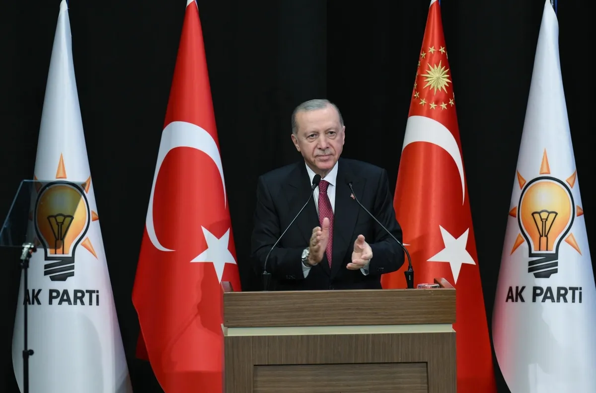 baskan-erdogandan-ak-partide-sifir-tolerans-mesaji-yanlis-yapanla-yollar-ayrilacak-1790698671491.jpeg Cumhurbaşkanı Erdoğan, milletin malına el uzatanlara karşı taviz verilmeyeceği mesajını verdi. (AA)