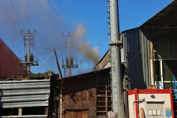 kocaelinde-kereste-fabrikasinda-yangin-cikti-1631109231461.jpg Kocaeli’nde Kereste fabrikasında yangın çıktı - 3