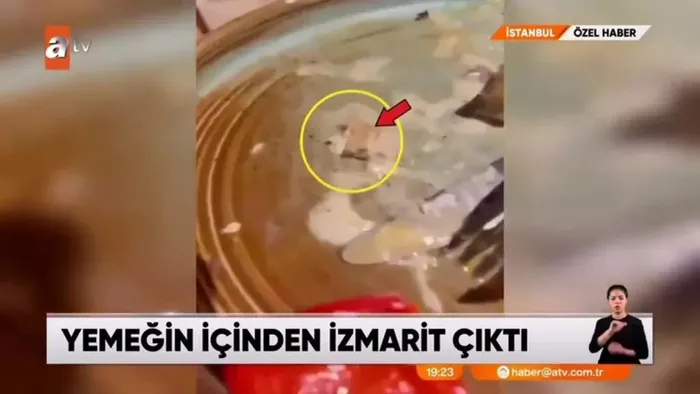 istanbulda-unlu-restoranda-soke-eden-olay-yemegin-icinden-cikani-gorunce-inanamadilar-o-anlar-kayit-altinda-ba-1715326780508.jpeg İstanbul'da ünlü restoranda şoke eden olay! Yemeğin içinden çıkanı görünce inanamadılar! O anlar kayıt altında: Bana mikrop bulaşmış olabilir mi? - 4