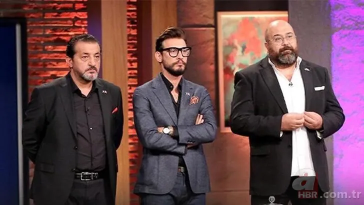 Mehmet Şef'in sol eline ne oldu? Mehmet Şef sol elini neden cebinde tutuyor? 3