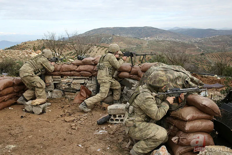 Dünya Türk ordusunun bu özelliğini konuşuyor! Tamamı yerli ve milli silahlardan bazıları 21