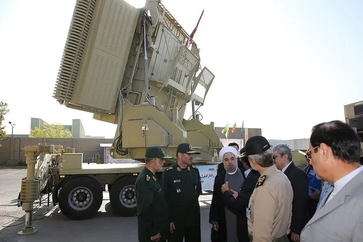 İran, hava savunma sistemlerini görücüye çıkardı