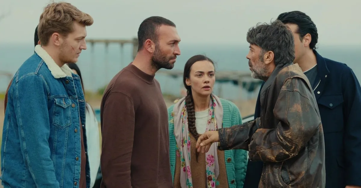 Ateş Kuşları 30. bölüm fragmanı | "Otuz yıl sonra oğlunu görüyorsun, sorduğun ilk soru bu mu?"