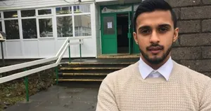 Müslüman İngiliz ABD uçağından indirildi