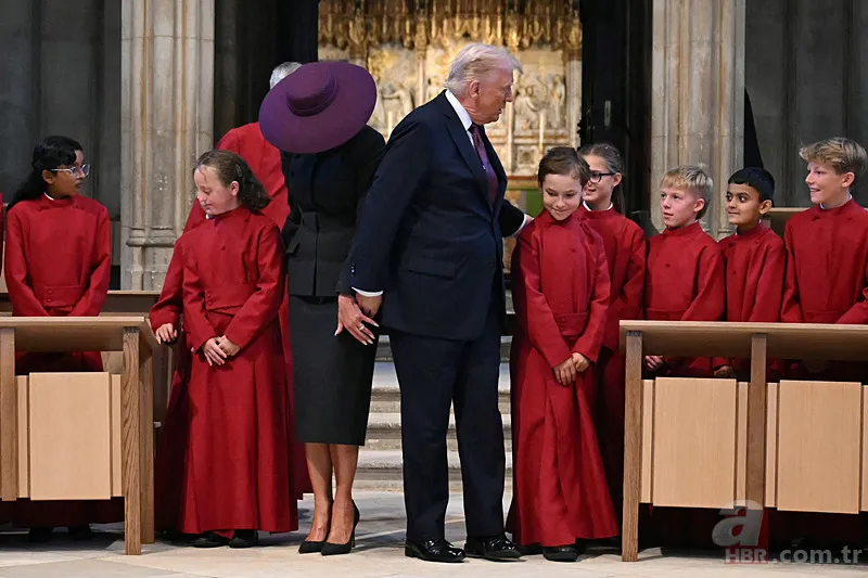 İngiltere ziyaretinde Melania Trump'tan dikkat çeken mesaj! Şapkasıyla verdi 13