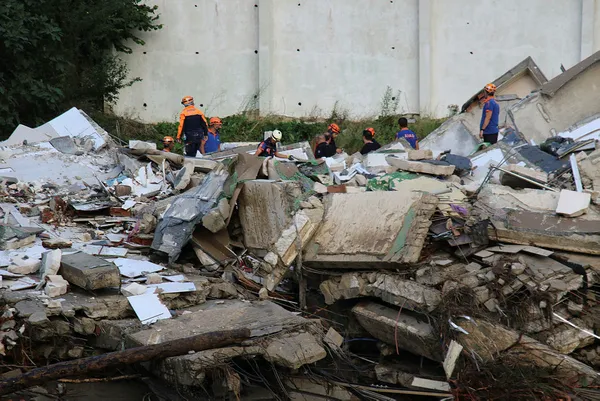 elektrik-faturalarina-3-ay-erteleme-enerji-ve-tabii-kaynaklar-bakani-fatih-donmezden-afet-bolgelerine-yonelik-aciklama-1629134123952.jpg Elektrik faturalarına 3 ay erteleme: Enerji ve Tabii Kaynaklar Bakanı Fatih Dönmez'den afet bölgelerine yönelik açıklama - 7