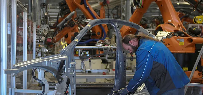 Volkswagen 7 bin kişinin işine son verecek