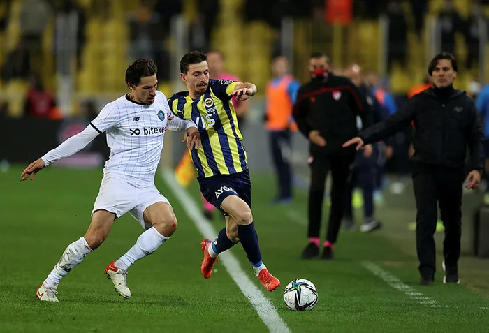 Fenerbahçe Başkanı Ali Koç yeni teknik direktör için tarihi duyurdu - 4