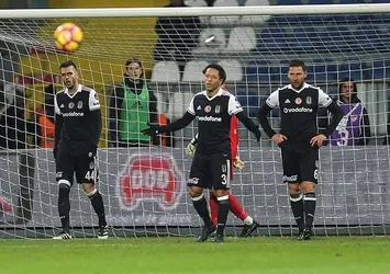 Beşiktaş liderliği unuttu