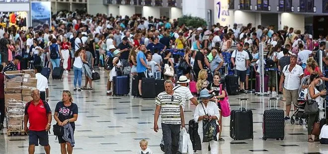 Antalya 11 milyon turiste yaklaştı