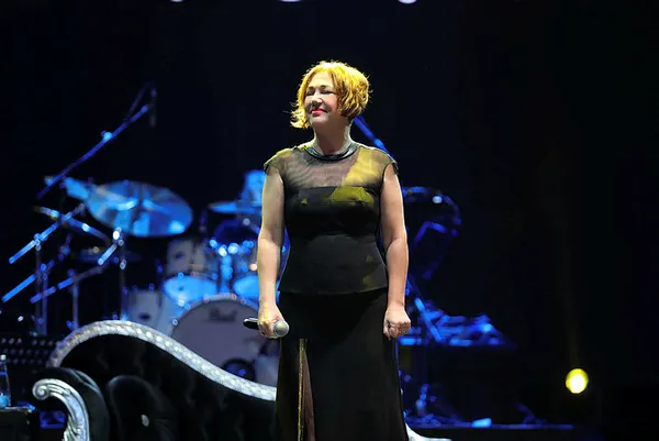 Şarkıcı Nazan Öncel ölümden döndü: O adımı atmasaydım...