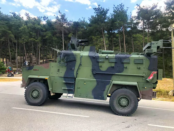 Sınır birliklerine komando sevkiyatı - 1