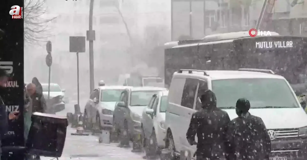 İstanbul’da kar yağışı etkili oluyor