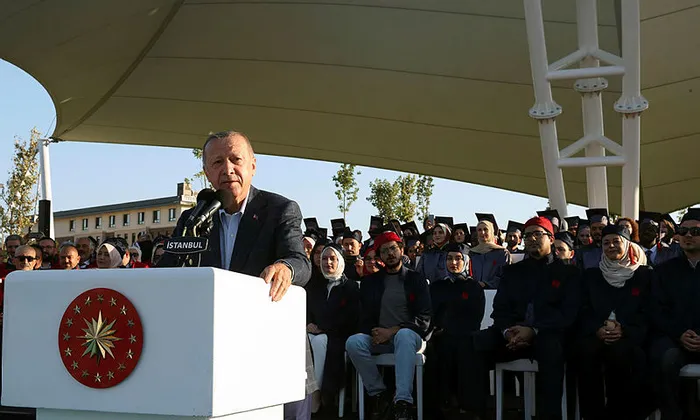 baskan-erdogan-ekonomik-istikrar-mucadelesini-zaferle-sonuclandiracagiz-1658682557674.jpg Başkan Erdoğan: Ekonomik istikrar mücadelesini zaferle sonuçlandıracağız - 4