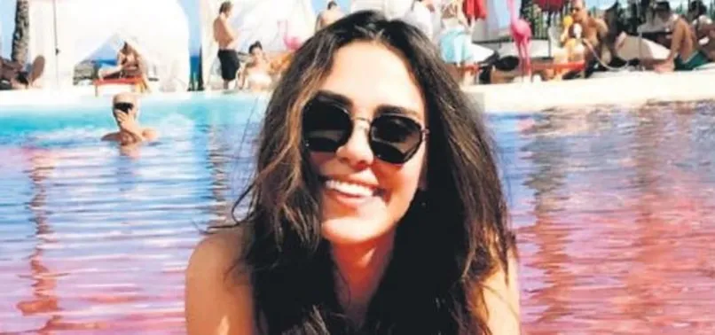 Caner Erkin ve Şükran Ovalı'dan VIP tatil