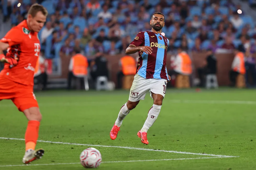 trabzonspor-turu-macaristana-birakti-firtina-ferencvarosa-1-0-maglup-oldu-1787252745986.jpg Trabzonspor turu Macaristan'a bıraktı! Fırtına Ferencvaros'a 1-0 mağlup oldu - 4