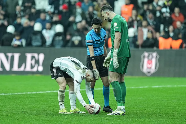 kartal-yuvasinda-yara-aldi-besiktas-1-2-antalyaspor-mac-sonucu-1710623912152.jpg Kartal yuvasında yara aldı! Beşiktaş 1-2 Antalyaspor (MAÇ SONUCU) - 5