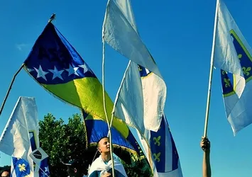 Bosna Hersek’te 'referandum' restleşmesi