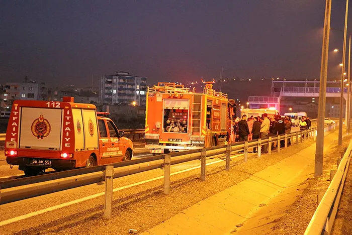 Son dakika: Siirt’te zırhlı askeri araç devrildi - 4