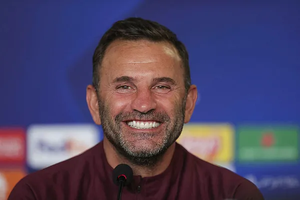 okan-buruk-resmen-acikladi-davinson-sanchez-ve-abdulkerim-bardakci-oynayacak-mi-1701199329157.jpg Okan Buruk resmen açıkladı! Davinson Sanchez ve Abdülkerim Bardakcı oynayacak mı? - 6