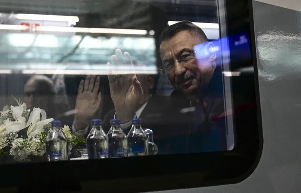 Ankara - Sivas hızlı treni ilk seferi için başkentten hareket etti! Ulaştırma ve Altyapı Bakanı Adil Karaismailoğlu'ndan A Haber'e özel açıklamalar - 3