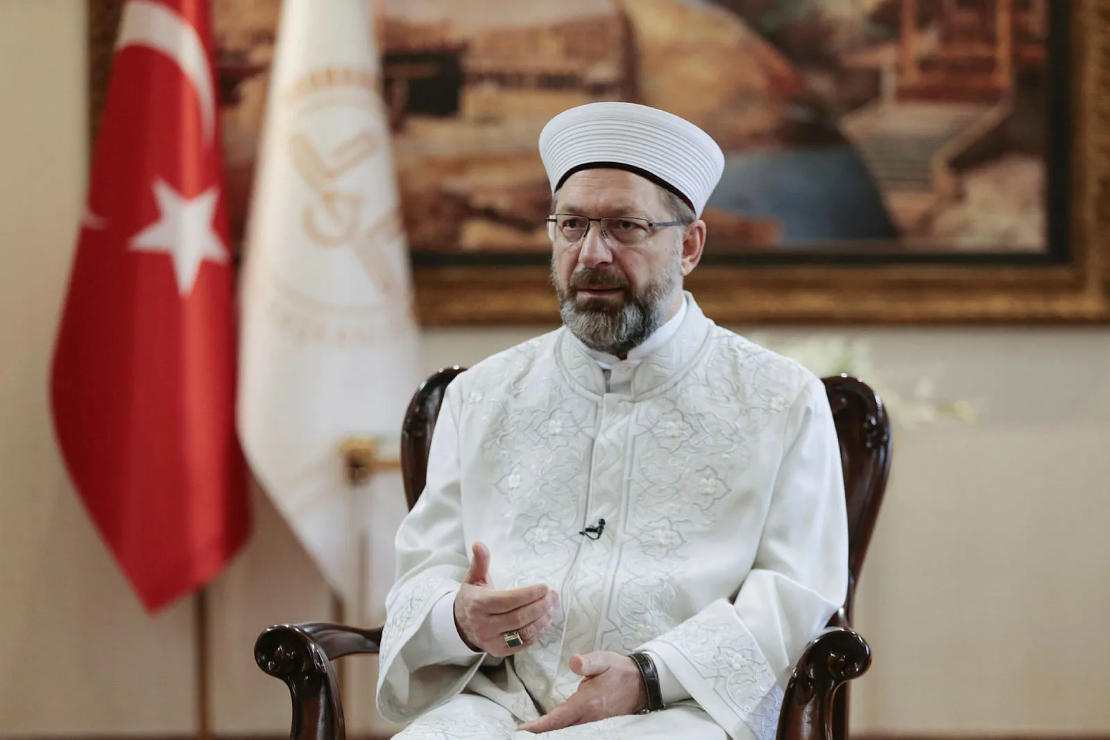 Diyanet İşleri Başkanı Prof. Dr. Ali Erbaş'tan skandal iftiralara cevap!