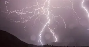 Pakistan’da yıldırım düştü! Çok sayıda ölü var