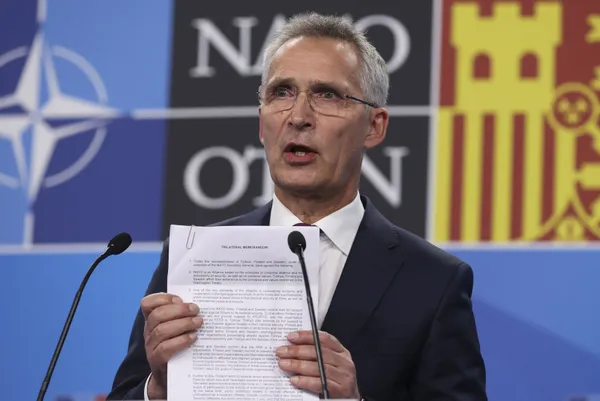 Başkan Erdoğan NATO Zirvesi'nde! İsveç ve Finlandiya'ya üyelik daveti | Stoltenberg'den Türkiye'ye teşekkür - 11