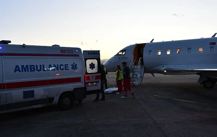 gece-kulubunde-facia-en-az-59-kisi-hayatini-kaybetti-turkiye-devreye-girdi-3-agir-yarali-istanbula-getiriliyor-1742151654699.jpg Fotoğraf-AA