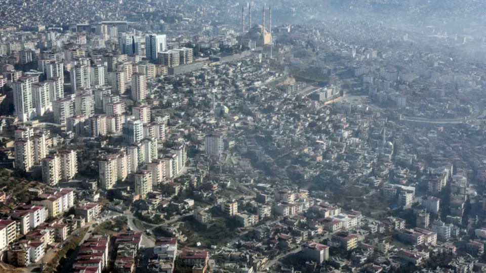 Asrın felaketinde Kahramanmaraş'tan yeni kareler! Depremin vurduğu kentin son hali havadan görüntülendi