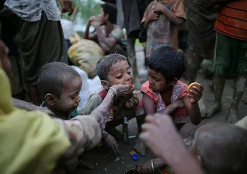 Arakan'da ölü sayısı bin 500'ü aştı!