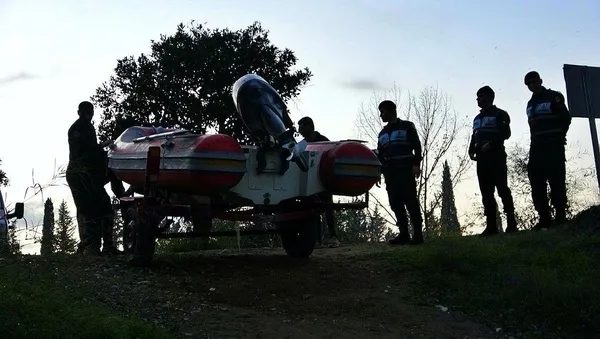 1704022533599.jpeg Yürüyerek gittiler mahsur kaldılar! Ekipler seferber oldu - 3