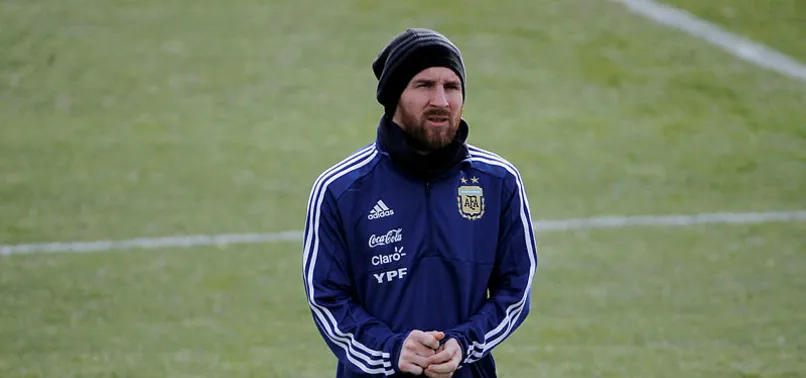 Messi kadrodan çıkarıldı!