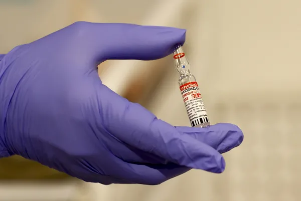 Sputnik V aşısının etkinliği tescillendi! Yüzde 91.6 etkili