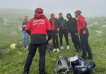 Rize'de yaylada kaybolan 5 kişiyi JAK ekibi buldu