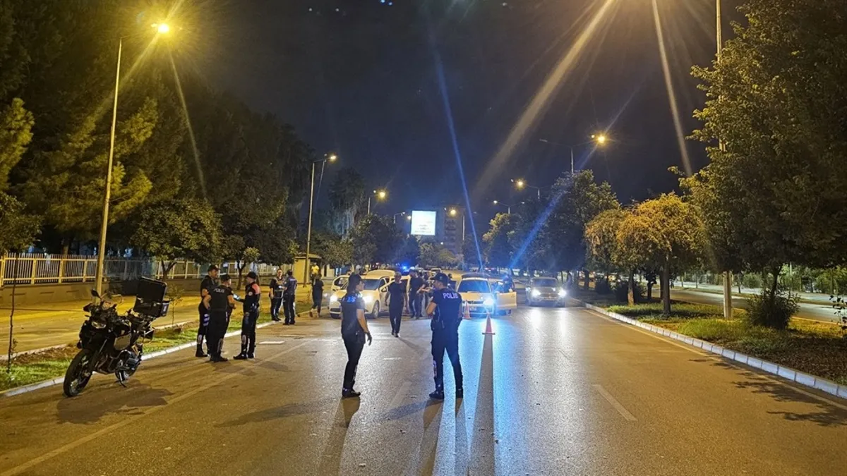 Adana'da helikopter destekli huzur ve güven uygulaması: Aranan 79 kişi yakalandı