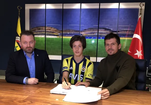 Fenerbahçe haberleri son dakika | Fenerbahçe genç oyuncu Arda Güler ile 2,5 yıllık sözleşme imzaladı - 1