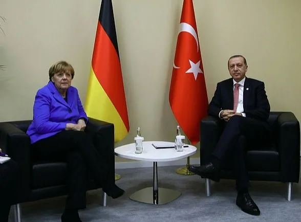 Alman ve Yunan vekillerden Türkiye provokasyonu! Merkel'e mektup gönderdiler - 1