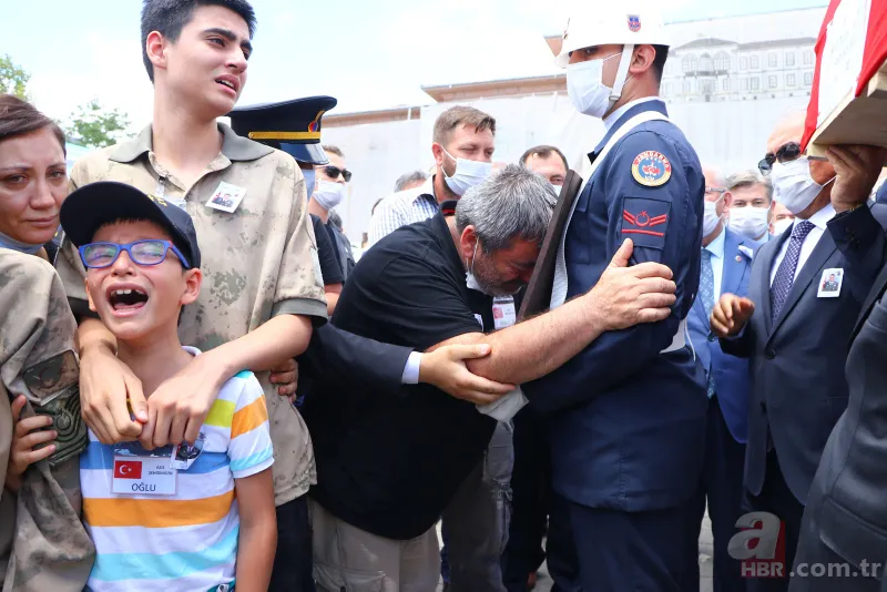 Sakarya'daki patlamada şehit düşen şehitlerimize acı veda! Gözyaşları sel oldu 22