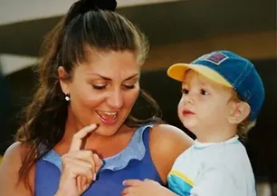 Sibel Can'ın oğlu Emir Aksüt 25 yaşına girdi! Gören "Bu ne yakışıklılık" diyor