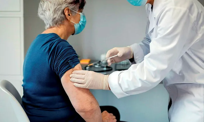 Alman medyasından Türkiye’ye aşılama övgüsü: Karmaşadan eser yok!