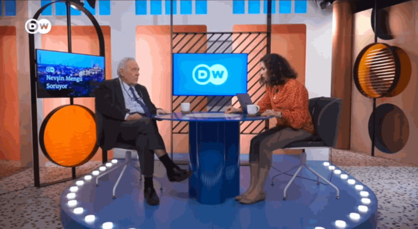 İlber Ortaylı’dan Nevşin Mengü’ye tarih dersi! Skandal haberi savunayım derken rezil oldu