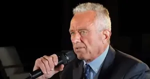 ABD Başkan adayı Kennedy Jr’den çarpıcı itiraf: İsrail ABD’nin sömürge projesi...