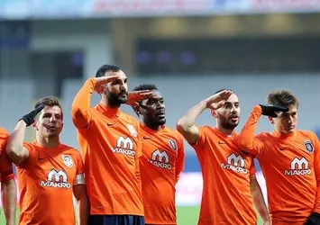 Medipol Başakşehir 10 aydır yenilmiyor