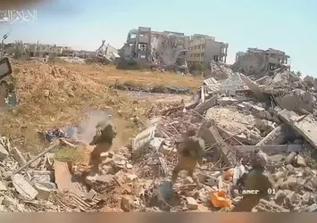 El Kassam Tugayları katil İsrail askerlerini işte böyle vurdu! O anlar saniye saniye kamerada...