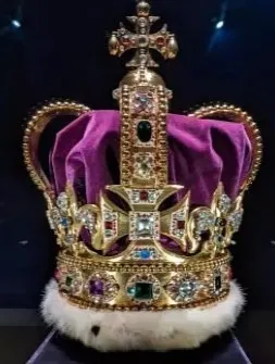 İngiltere’de gözler yeni kraliçede! Takacağı taçta Osmanlı detayı