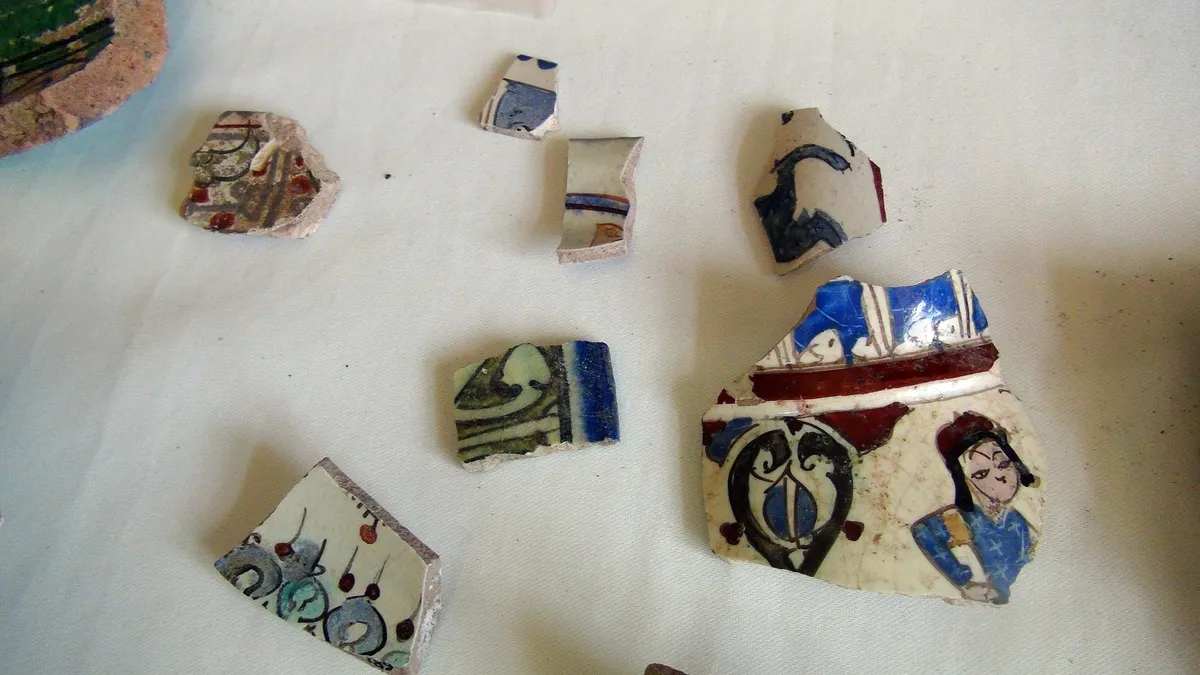 Selçuklu Kalesi'nde sikke ve seramikler ortaya çıkarıldı