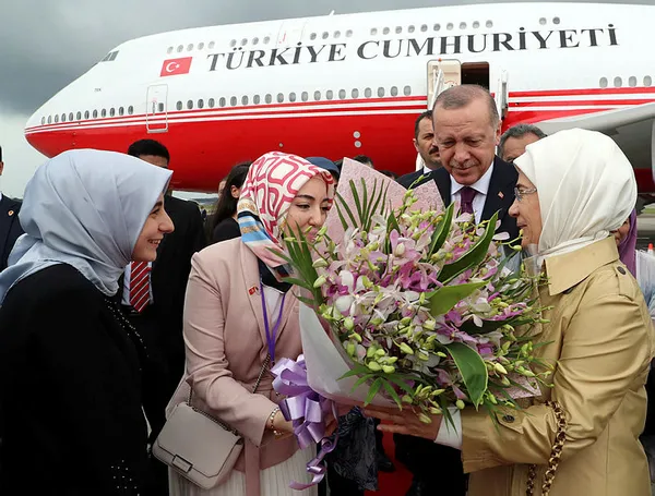 Başkan Erdoğan, Kuala Lumpur Zirvesi'ne katılmak üzere Malezya'ya ulaştı - 1