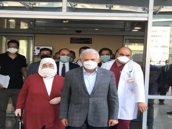 Binali Yıldırım koronavirüse yakalandı! İşte ilk açıklama...